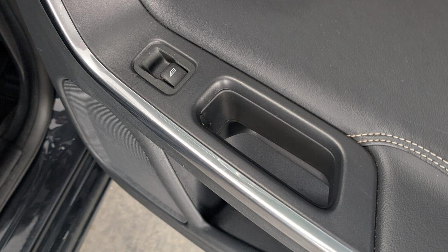 Used Volvo V60 for sale - 77908423: Photo 51