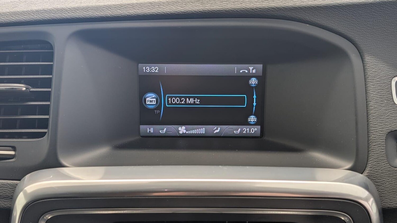 Used Volvo V60 for sale - 77908423: Photo 60