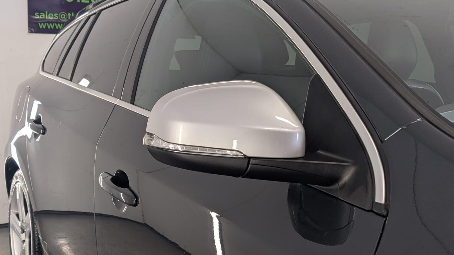 Used Volvo V60 for sale - 77908423: Photo 65