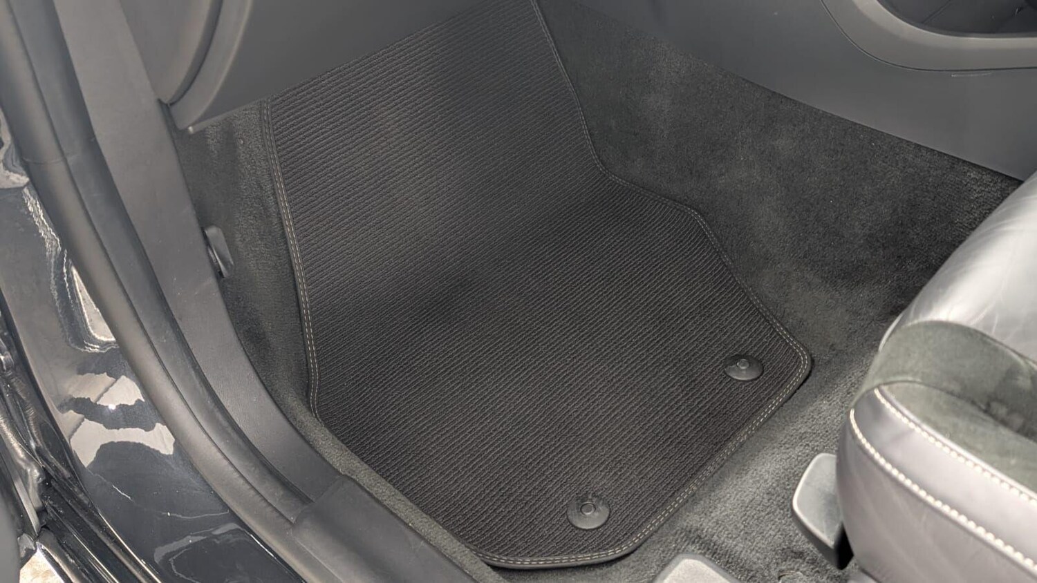 Used Volvo V60 for sale - 77908423: Photo 86