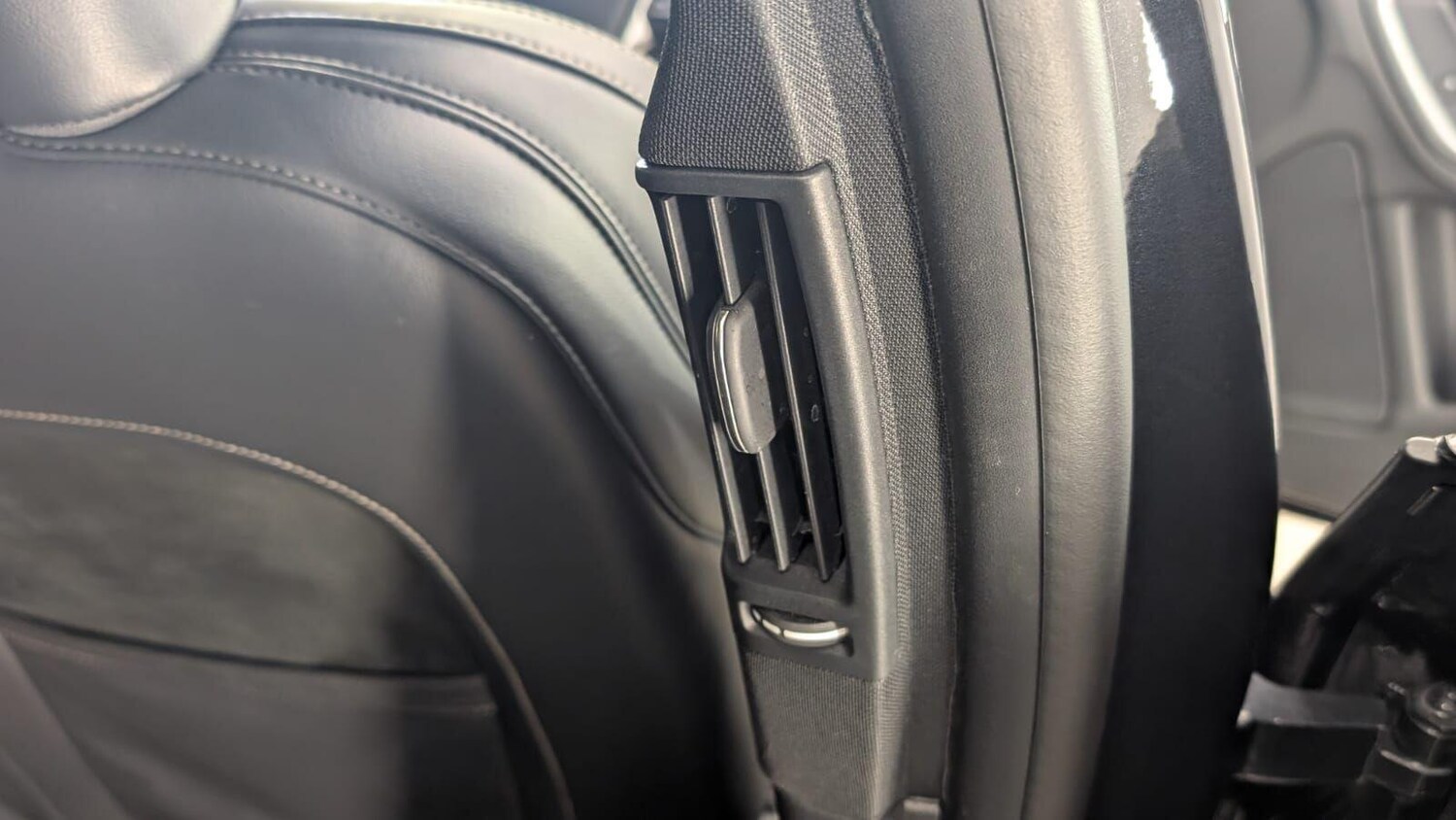 Used Volvo V60 for sale - 77908423: Photo 88