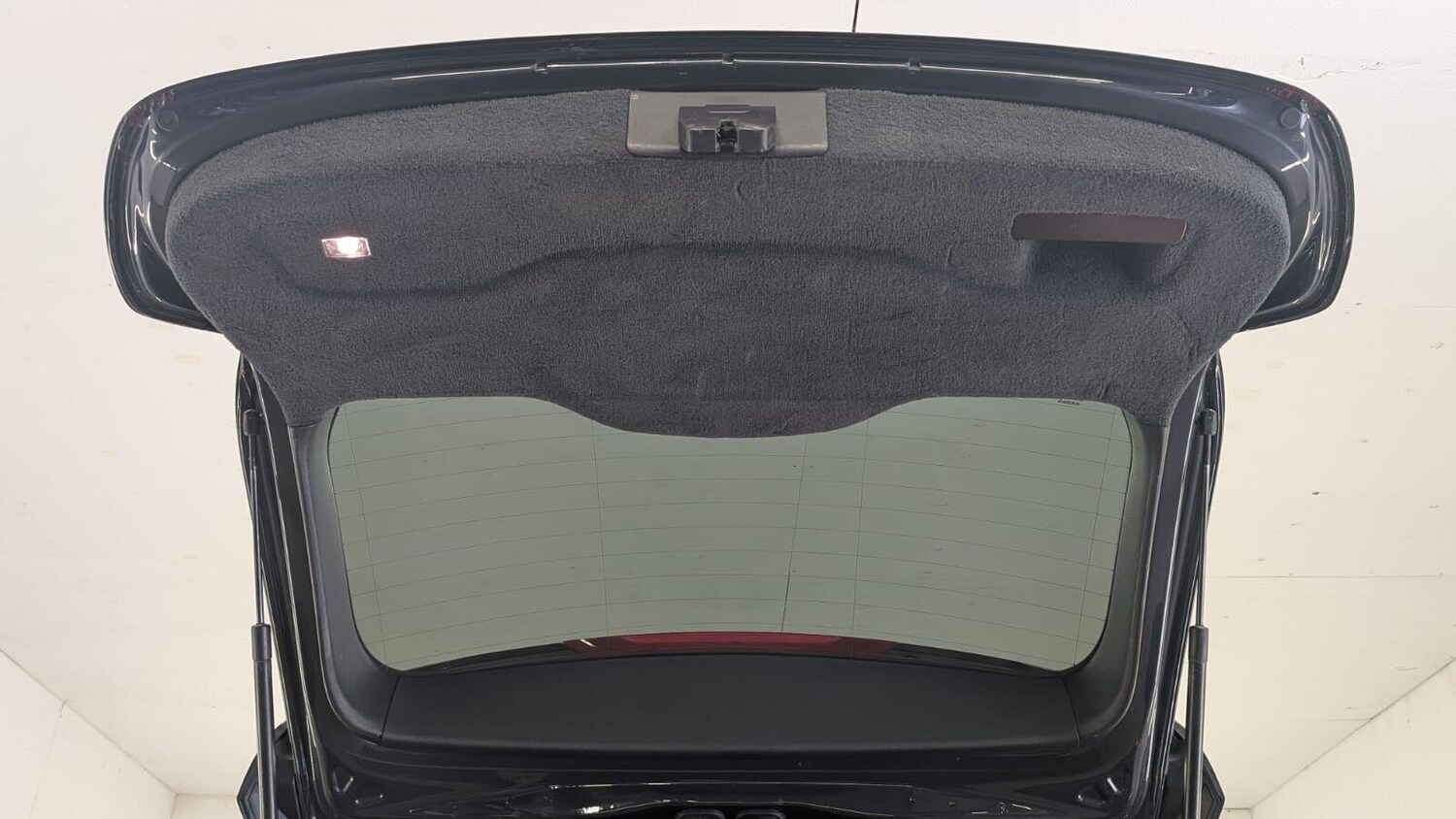 Used Volvo V60 for sale - 77908423: Photo 92