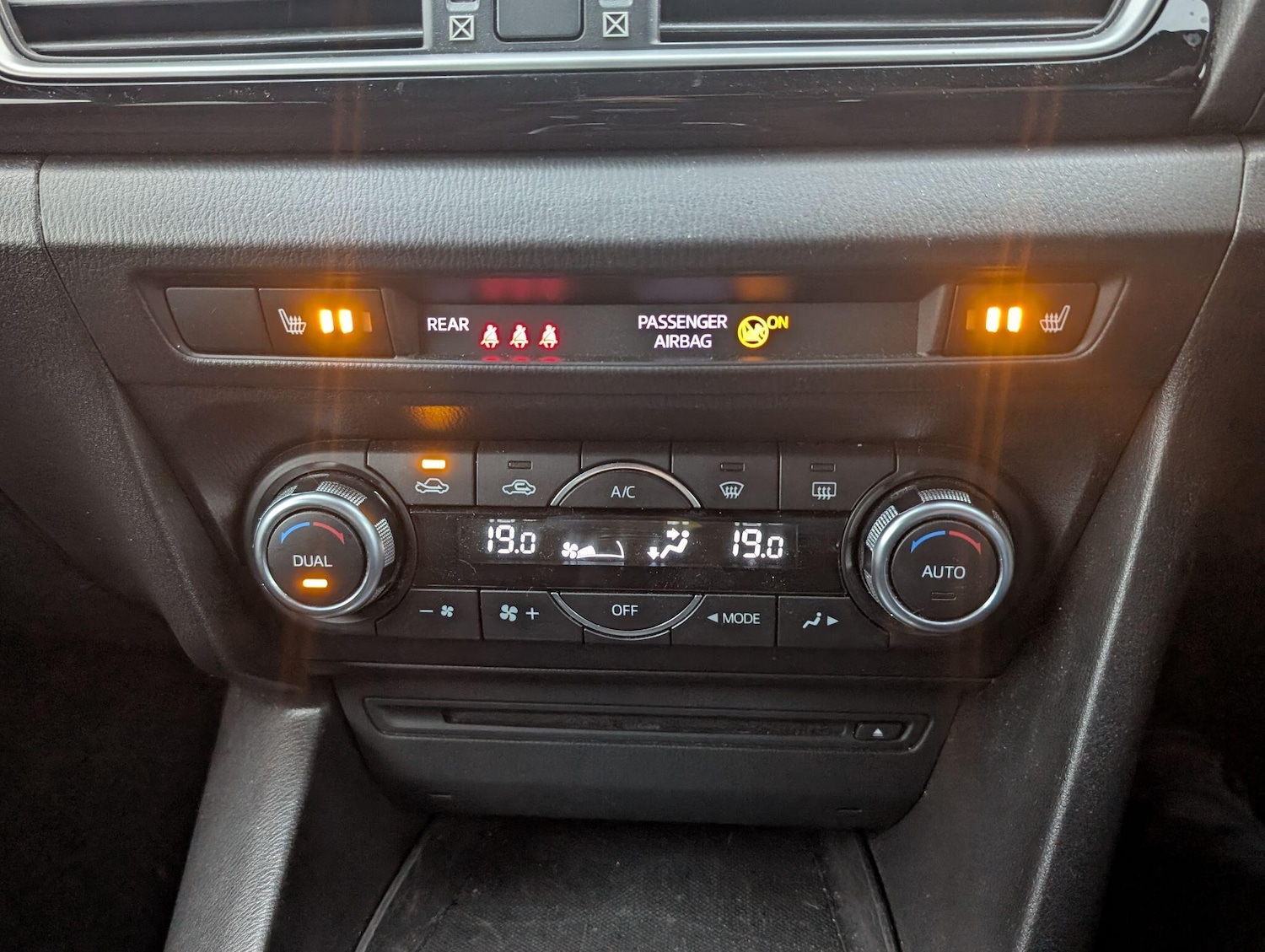 Used Mazda Mazda3 2015 for sale - 76512459: Photo 16