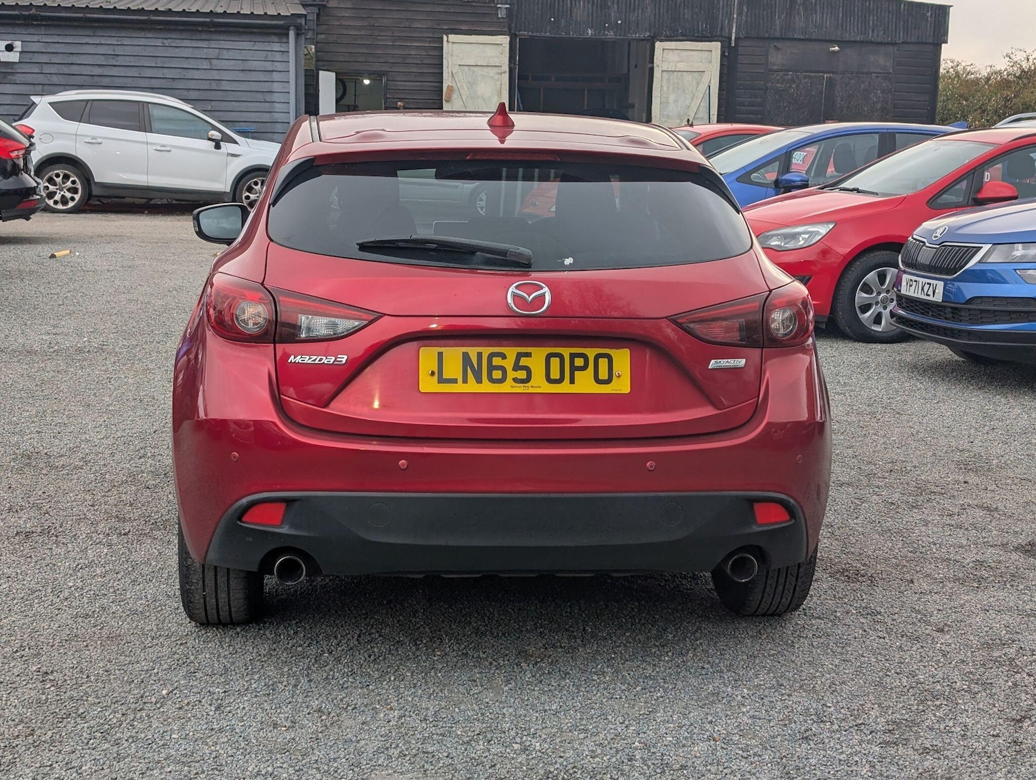 Used Mazda Mazda3 2015 for sale - 76512459: Photo 2