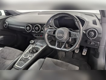 Used Audi TT 2015 for sale - 79412992: Photo