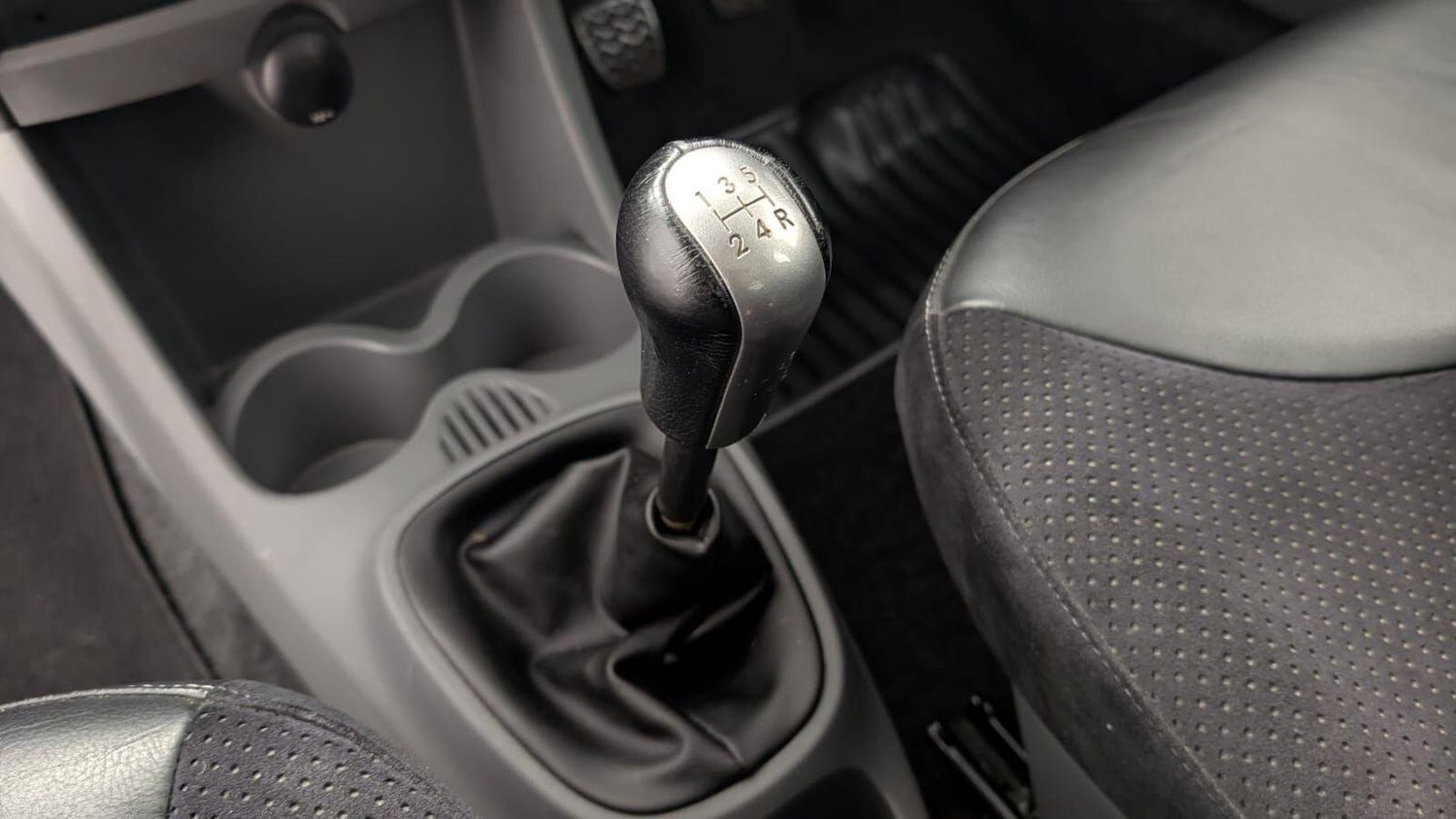 Used Peugeot 107 2010 for sale - 77214781: Photo 24