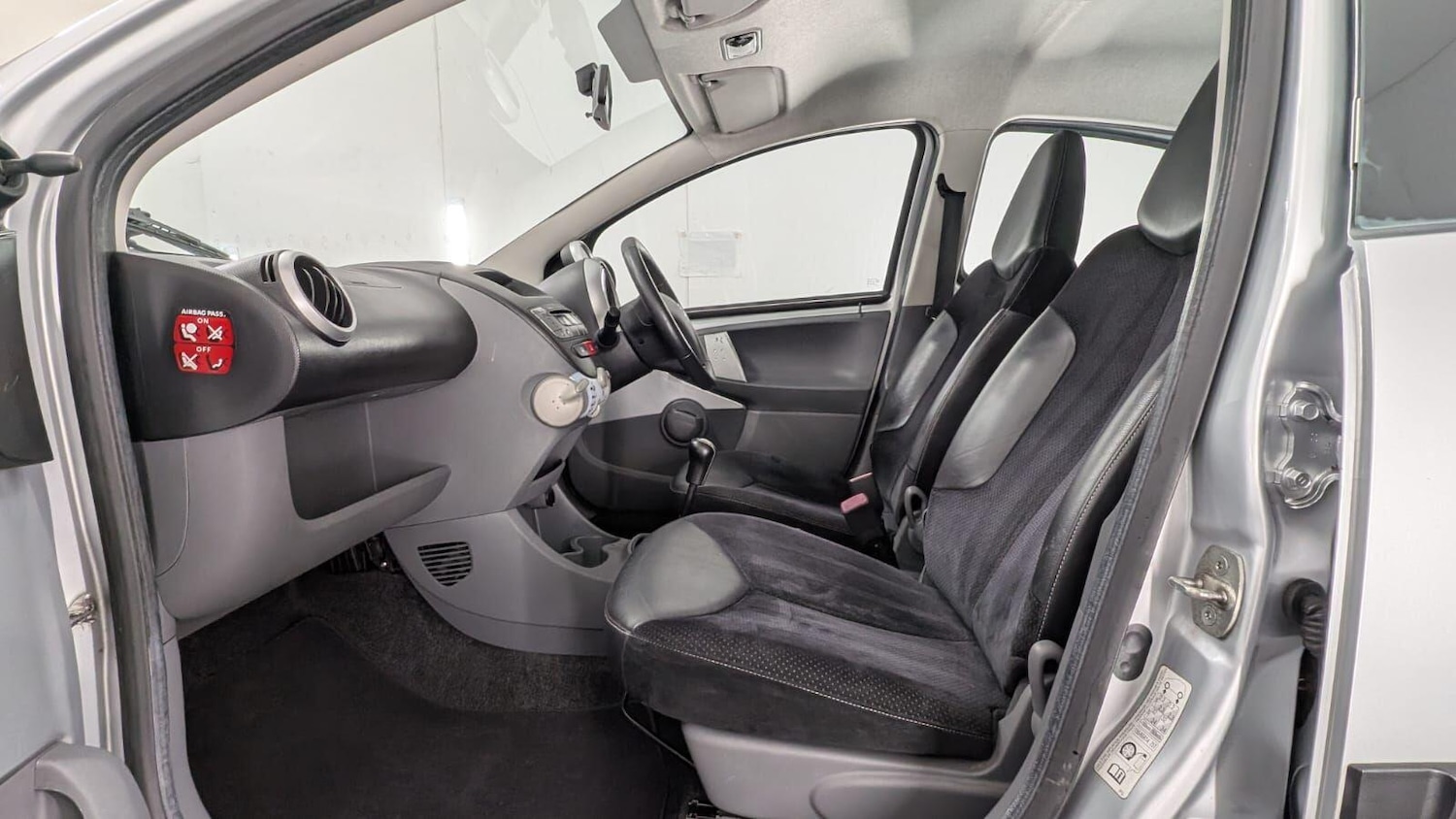 Used Peugeot 107 2010 for sale - 77214781: Photo 35