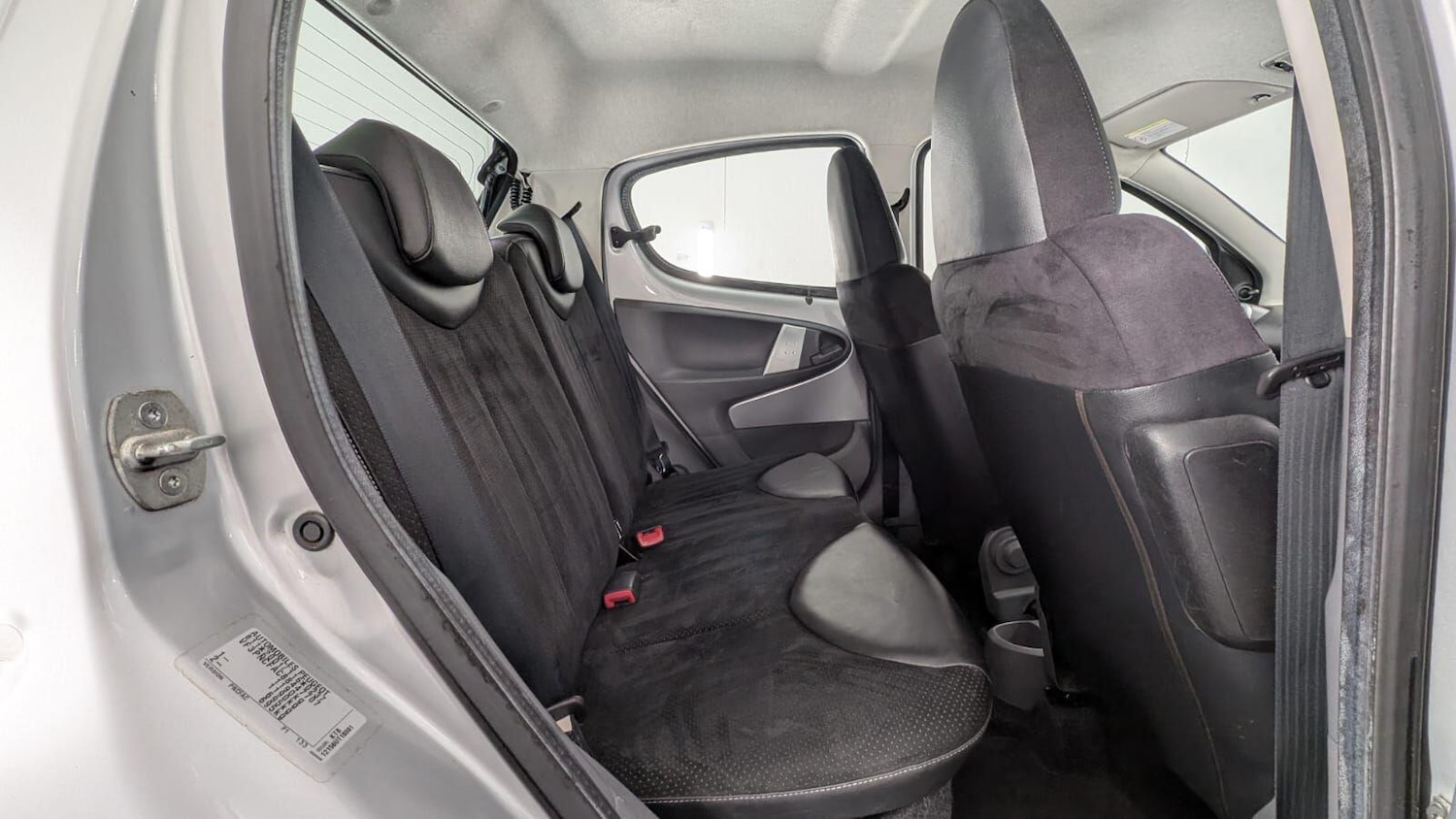 Used Peugeot 107 2010 for sale - 77214781: Photo 46