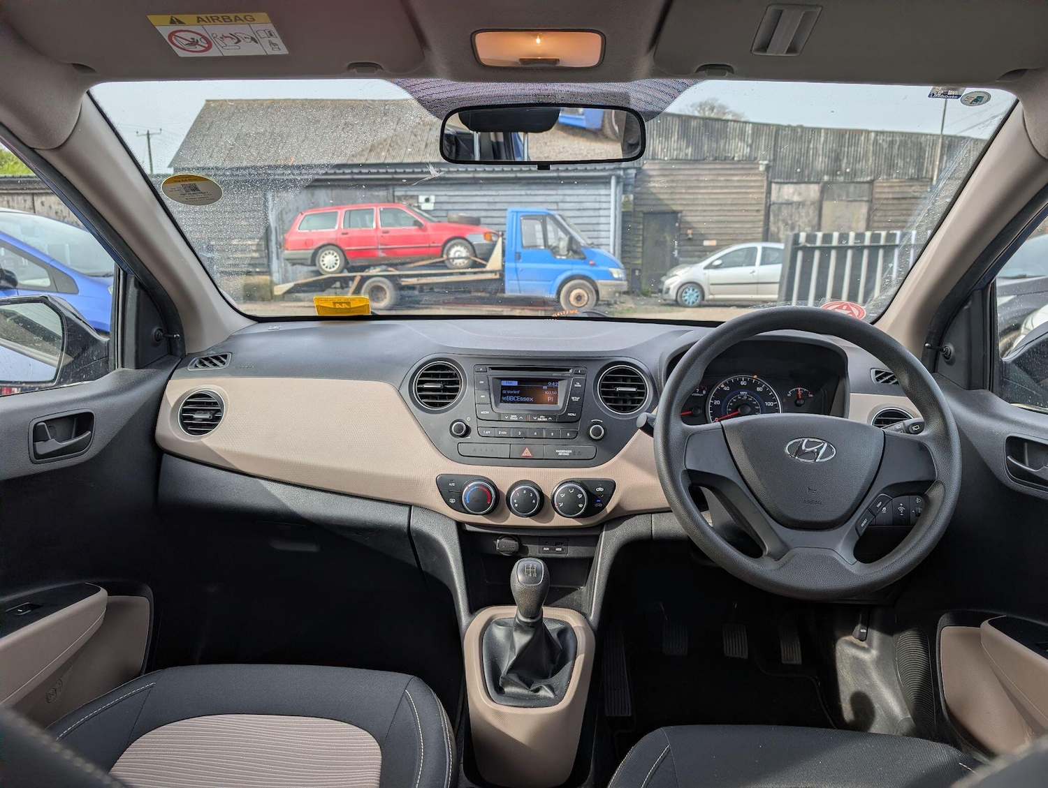 Used Hyundai i10 2015 for sale - 78204586: Photo 4