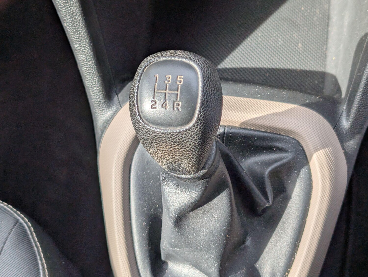 Used Hyundai i10 2015 for sale - 78204586: Photo 8