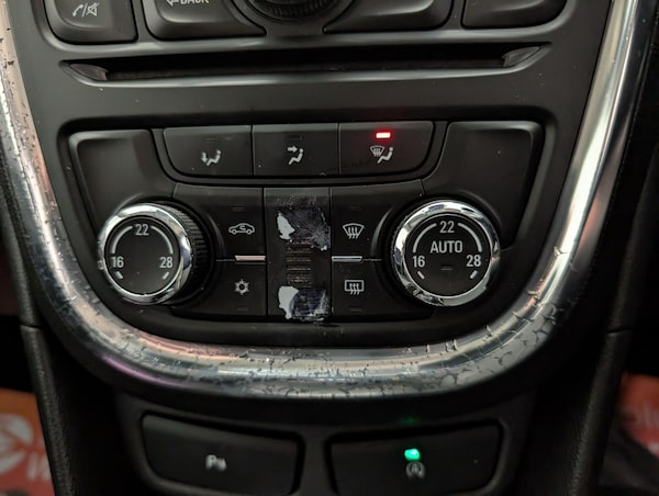Used Vauxhall Mokka 2015 for sale - 76109628: Photo 24