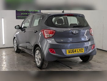 Used Hyundai i10 2014 for sale - 79269154: Photo