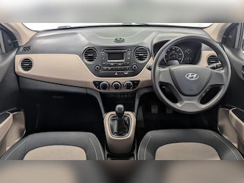 Used Hyundai i10 2014 for sale - 79269154: Photo