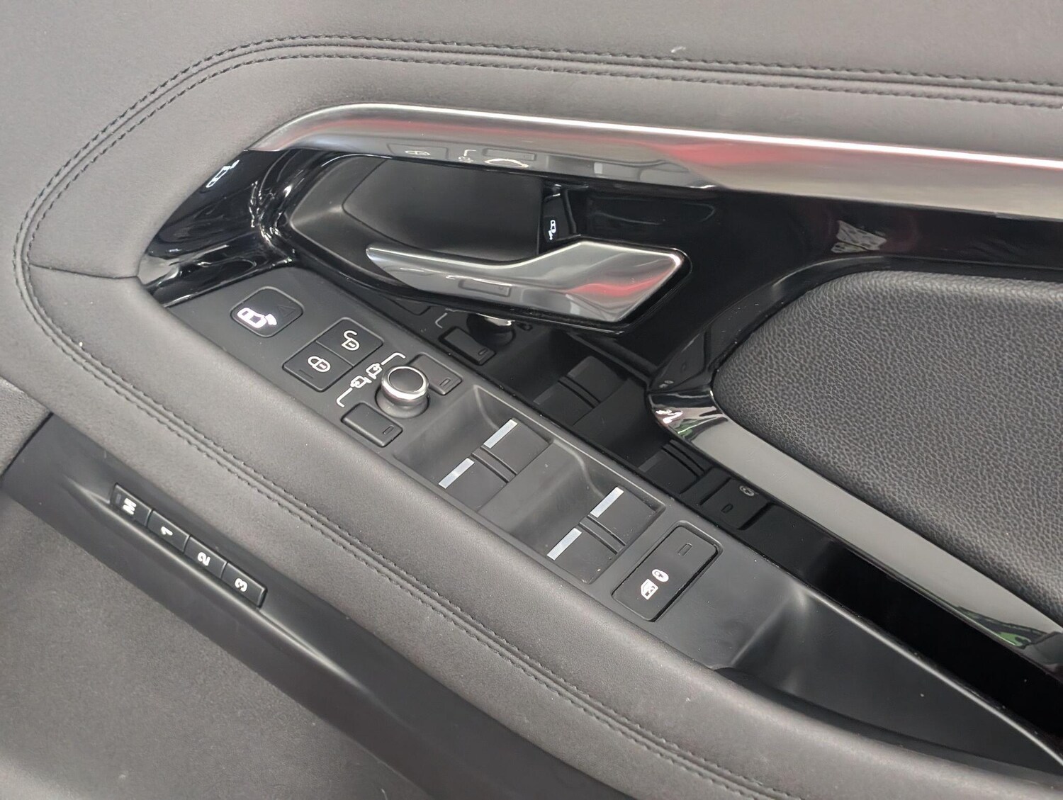 Used Land Rover Range Rover Evoque 2019 for sale - 76239535: Photo 52