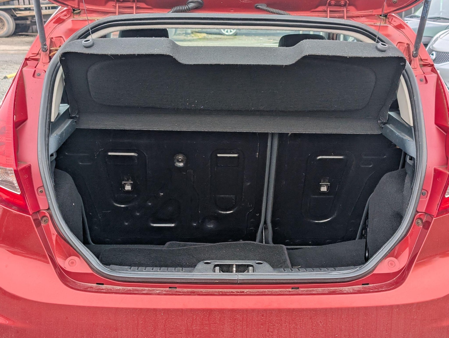 Used Ford Fiesta 2009 for sale - 77331300: Photo 32