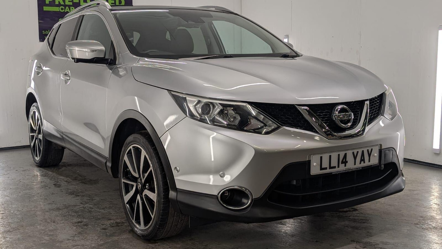 Used Nissan Qashqai 2014 for sale - 76607782: Photo 18