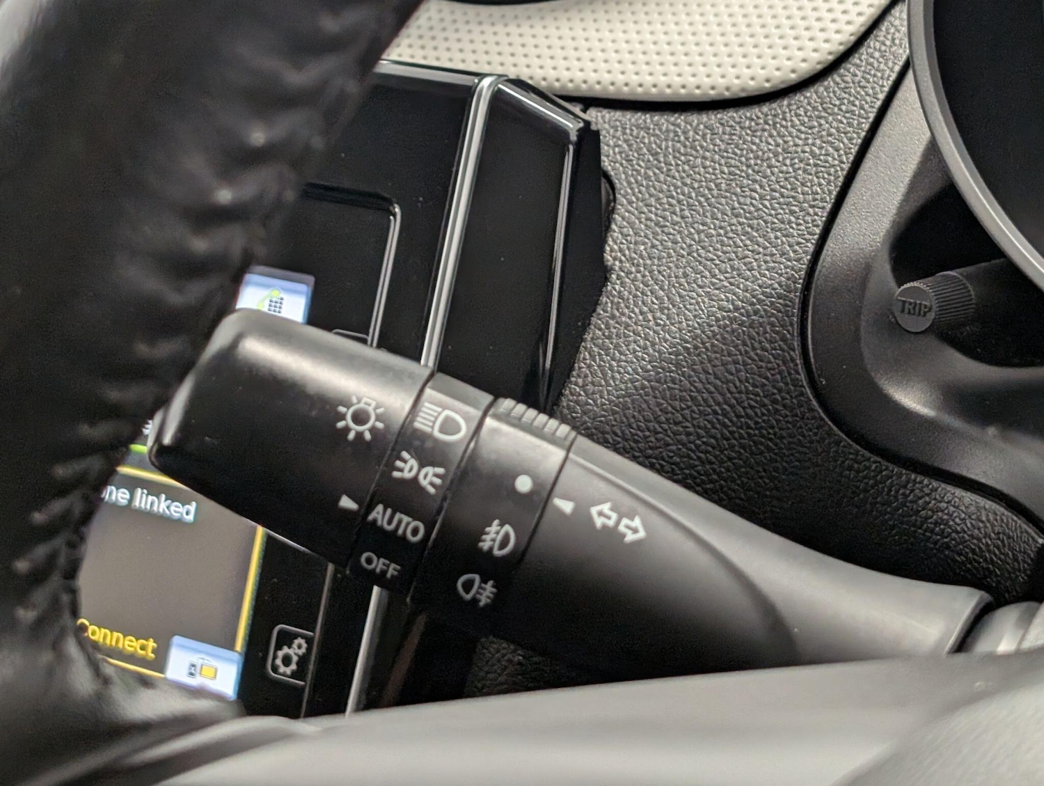 Used Suzuki Swift 2022 for sale - 76247087: Photo 41