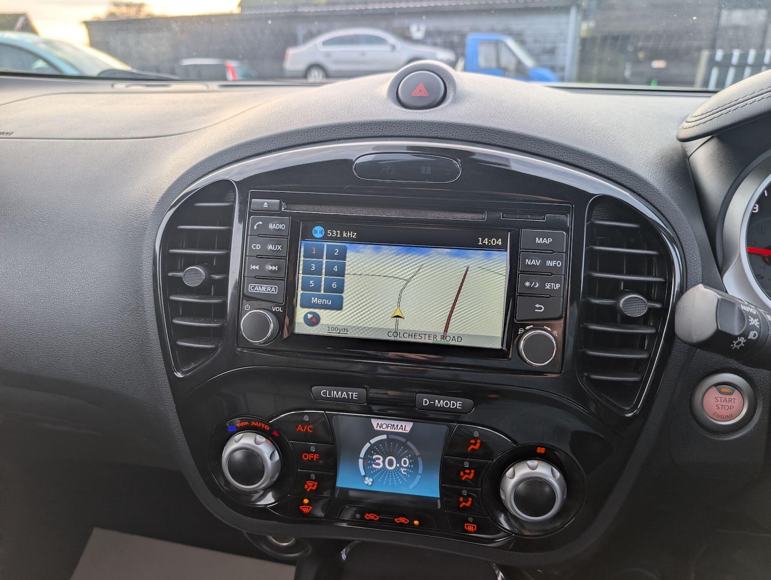 Used Nissan Juke 2015 for sale - 77029989: Photo 78