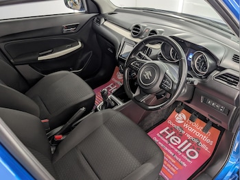 Used Suzuki Swift 2022 for sale - 76993526: Photo