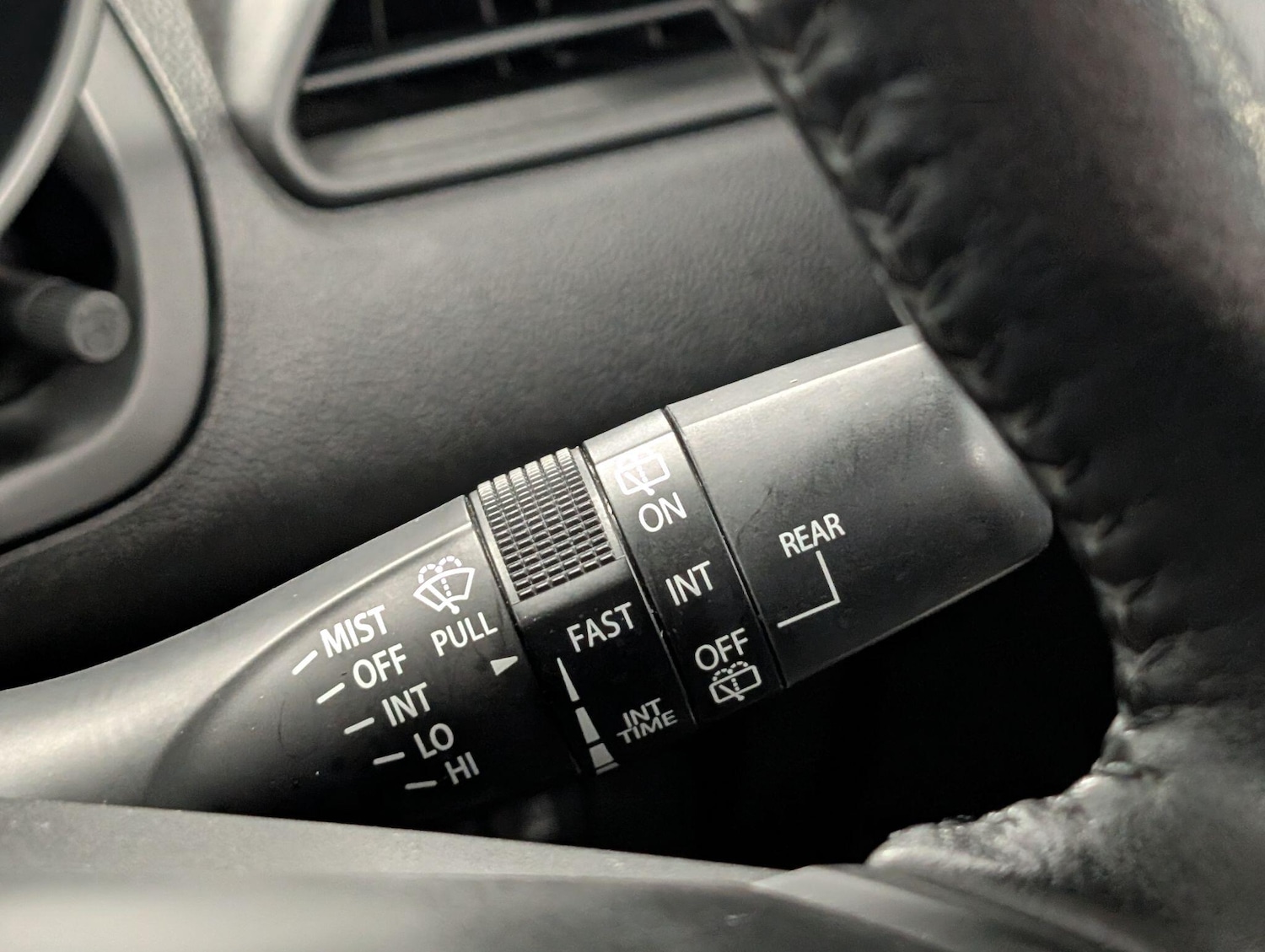 Used Suzuki Swift 2022 for sale - 76993526: Photo 40