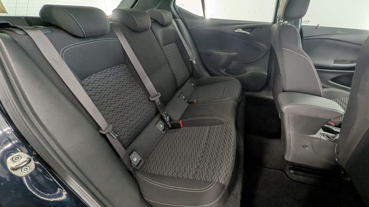 Used Vauxhall Astra for sale - 77909456: Photo 36