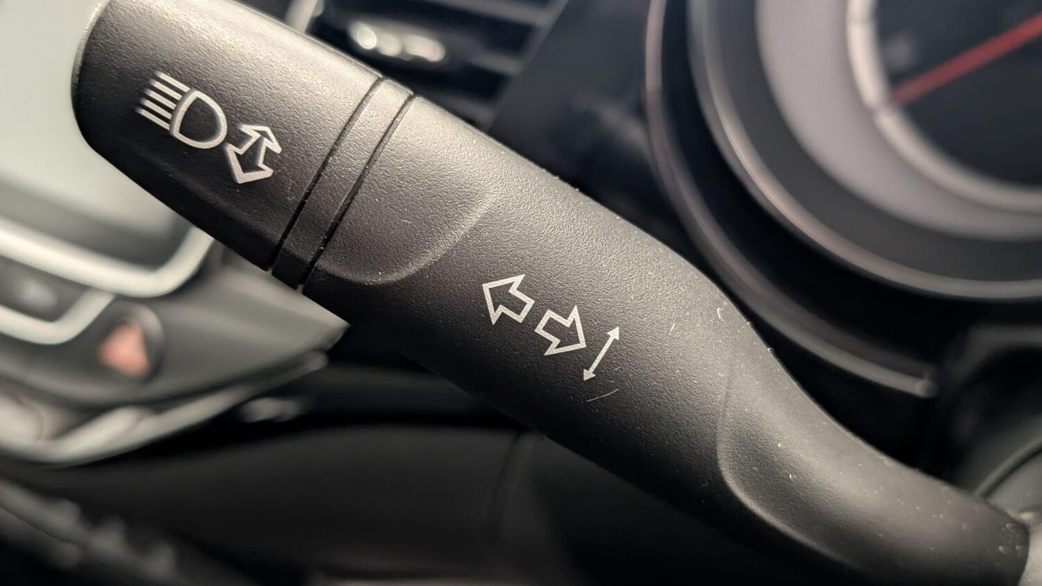 Used Vauxhall Astra for sale - 77909456: Photo 45