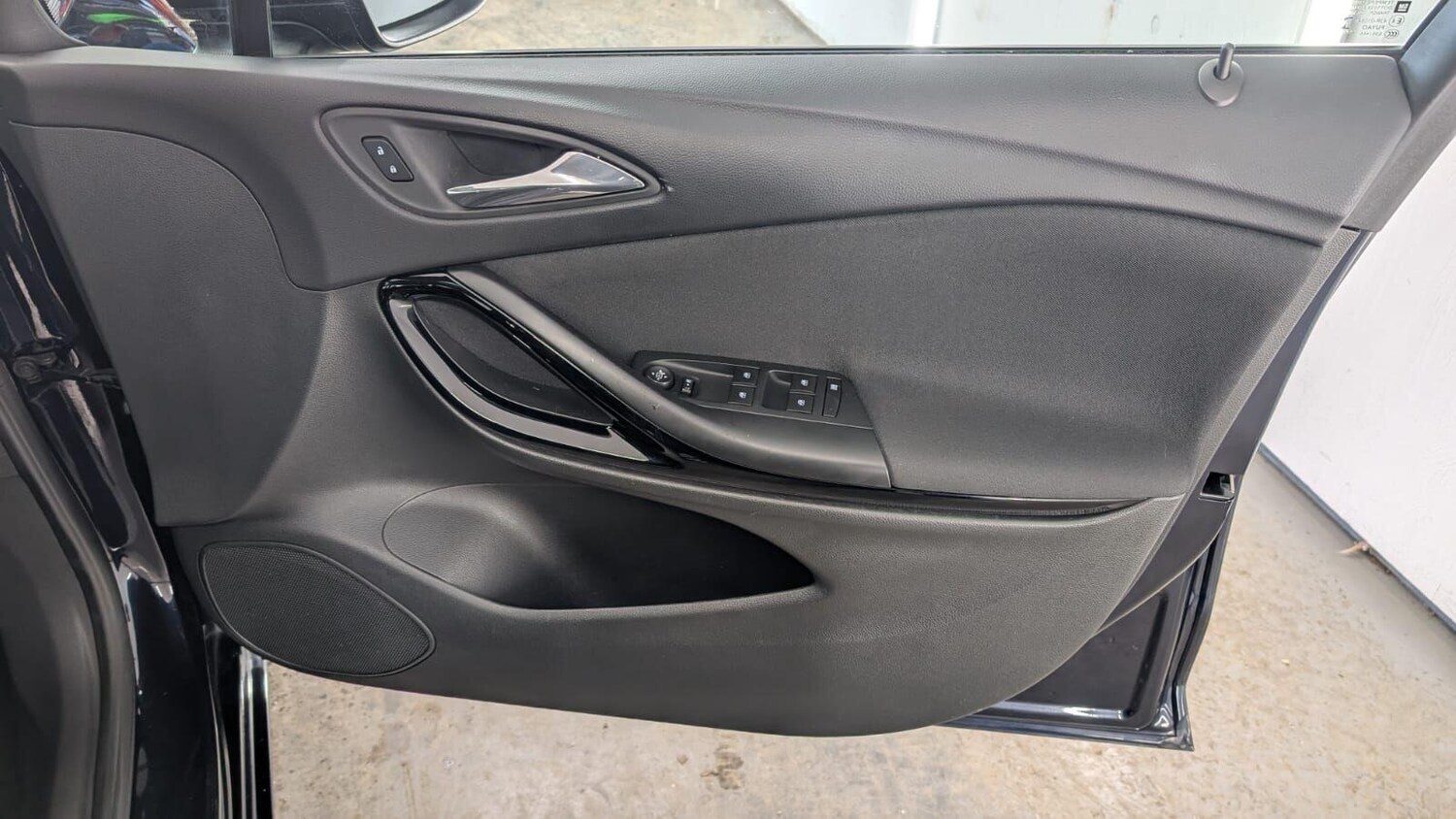 Used Vauxhall Astra for sale - 77909456: Photo 59