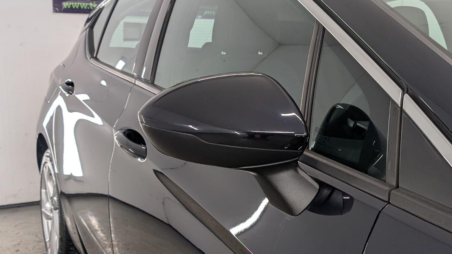 Used Vauxhall Astra for sale - 77909456: Photo 73