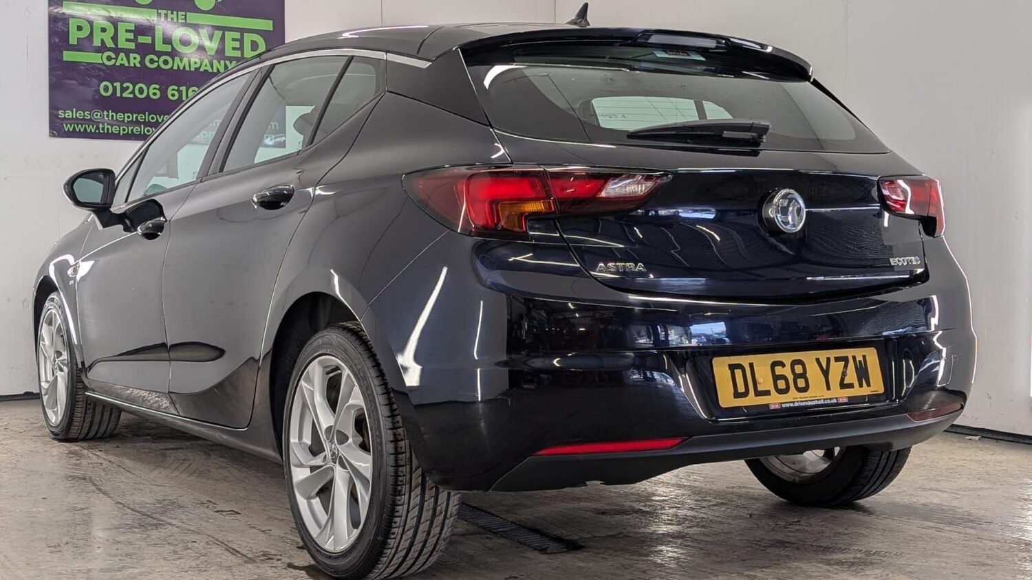 Used Vauxhall Astra for sale - 77909456: Photo 8