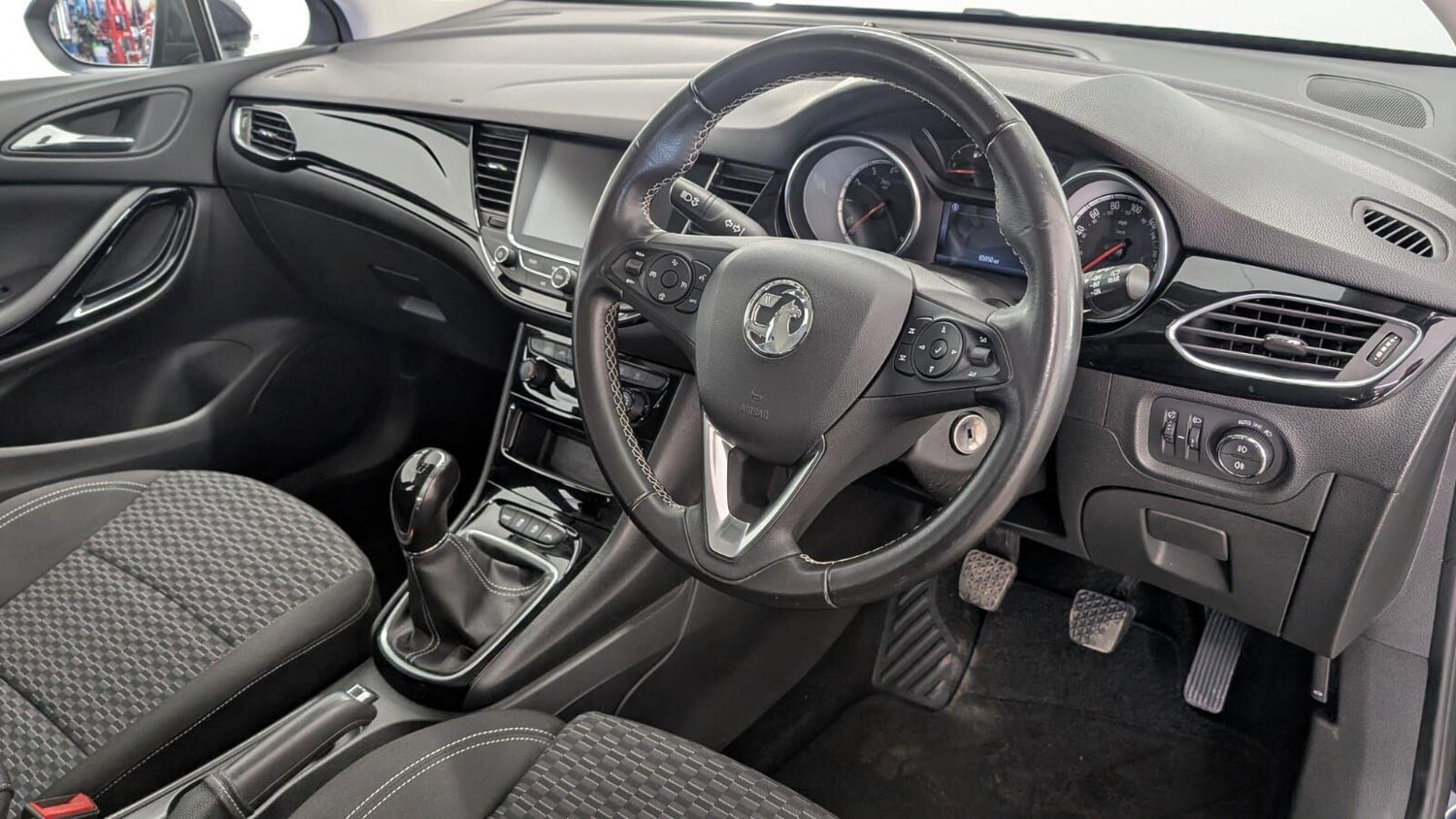 Used Vauxhall Astra for sale - 77909456: Photo 96