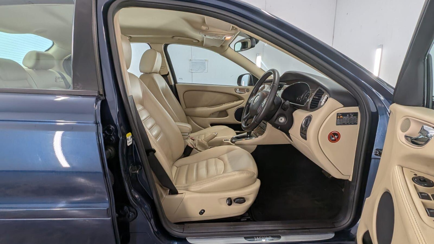 Used Jaguar X-Type 2008 for sale - 77671053: Photo 28