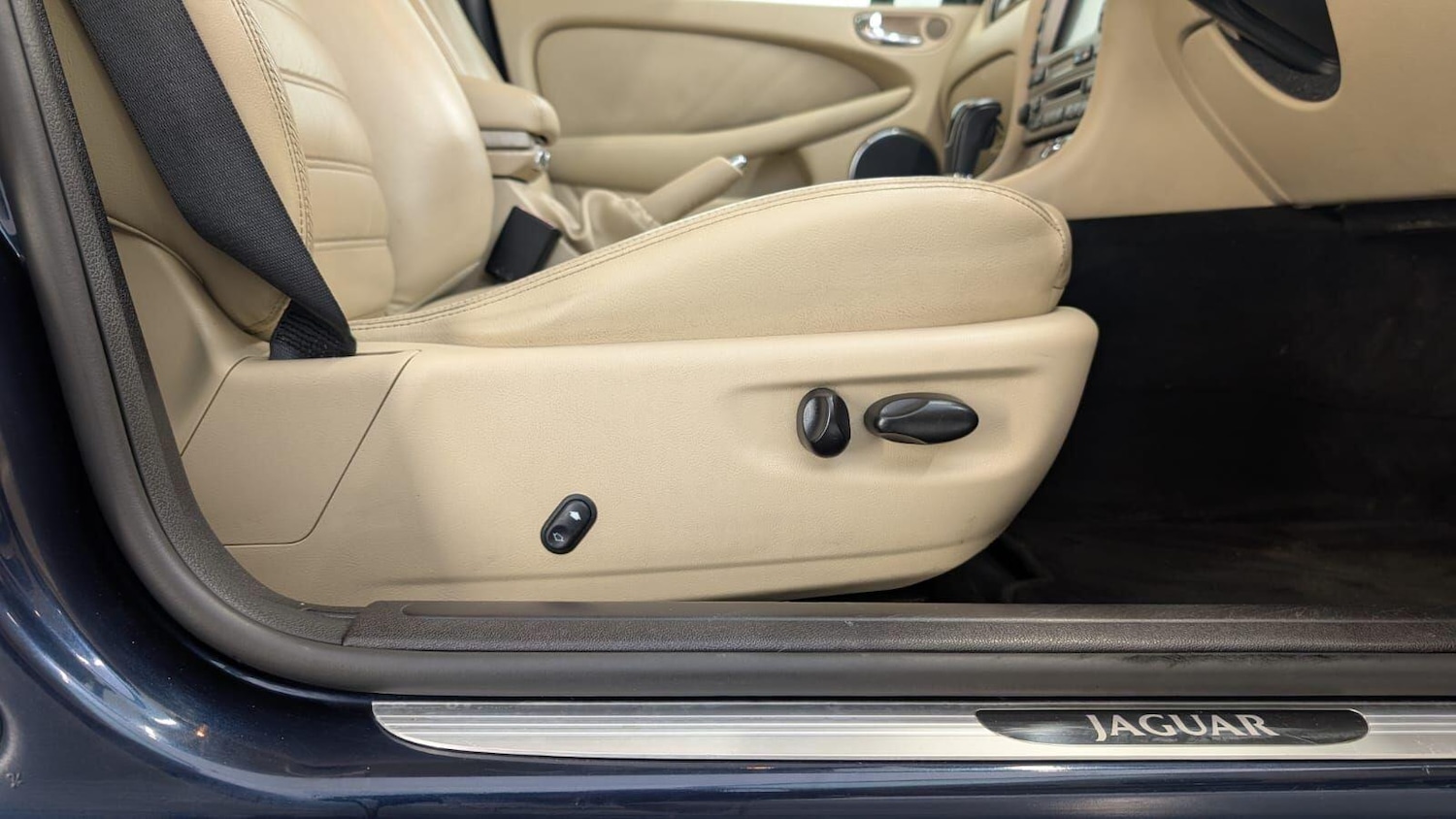 Used Jaguar X-Type 2008 for sale - 77671053: Photo 60