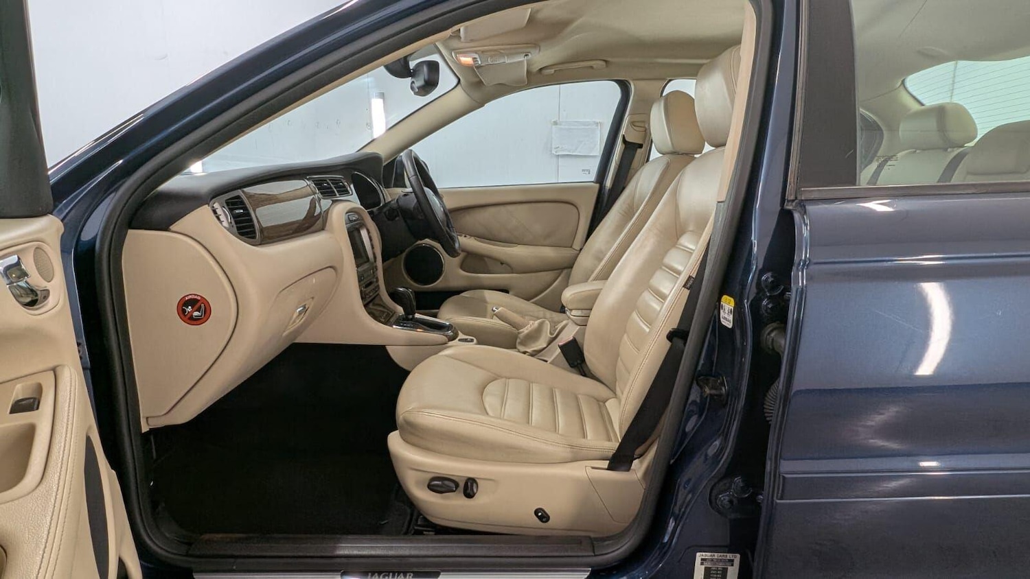 Used Jaguar X-Type 2008 for sale - 77671053: Photo 76