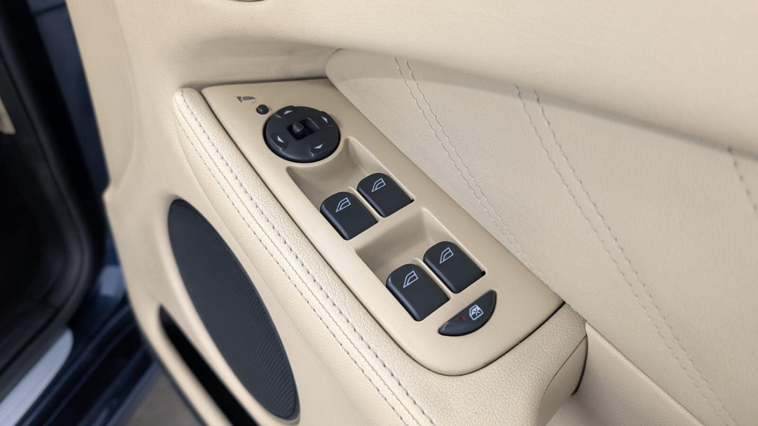 Used Jaguar X-Type 2008 for sale - 77671053: Photo 89