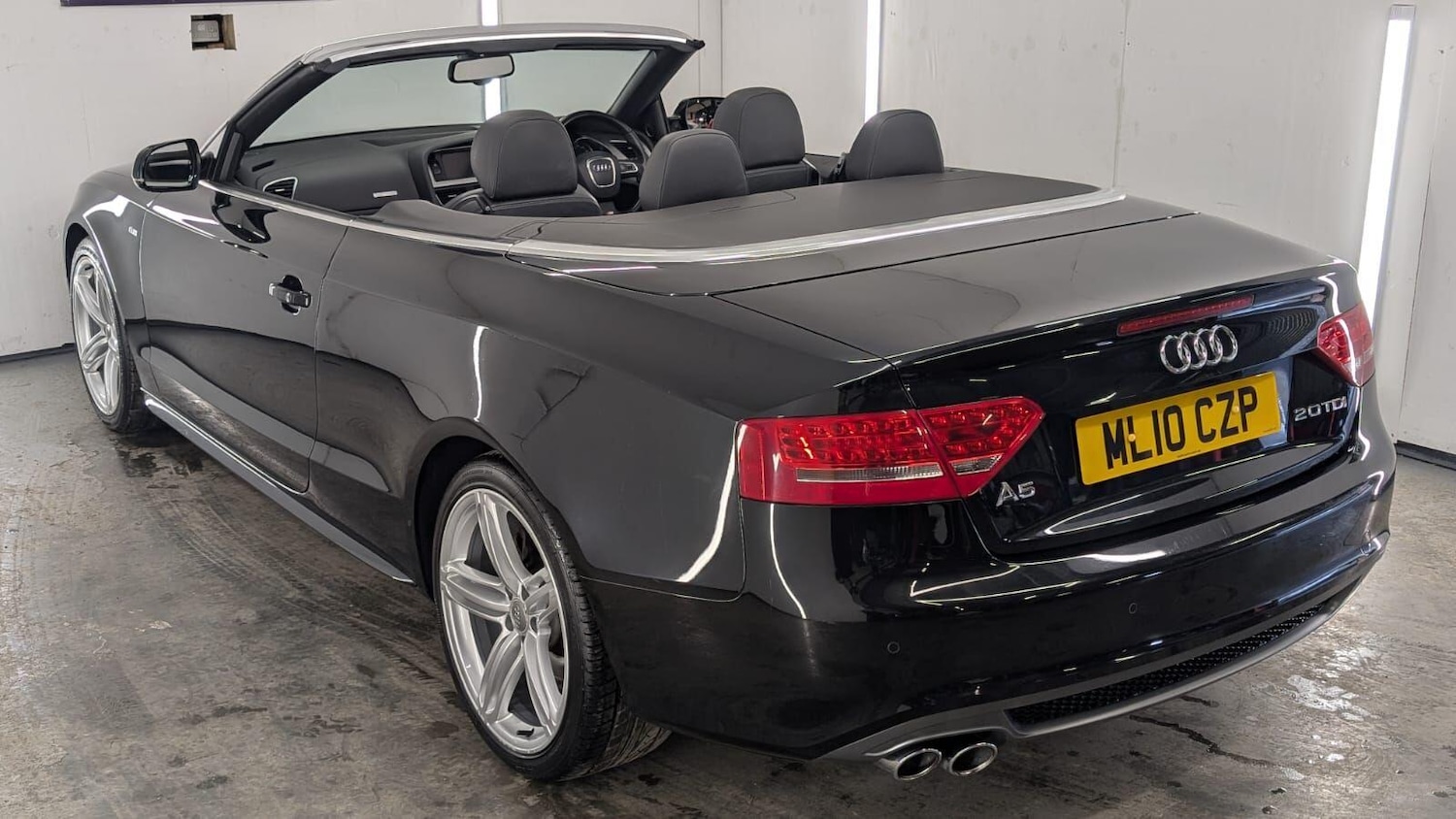 Used Audi A5 2010 for sale - 77695737: Photo 2