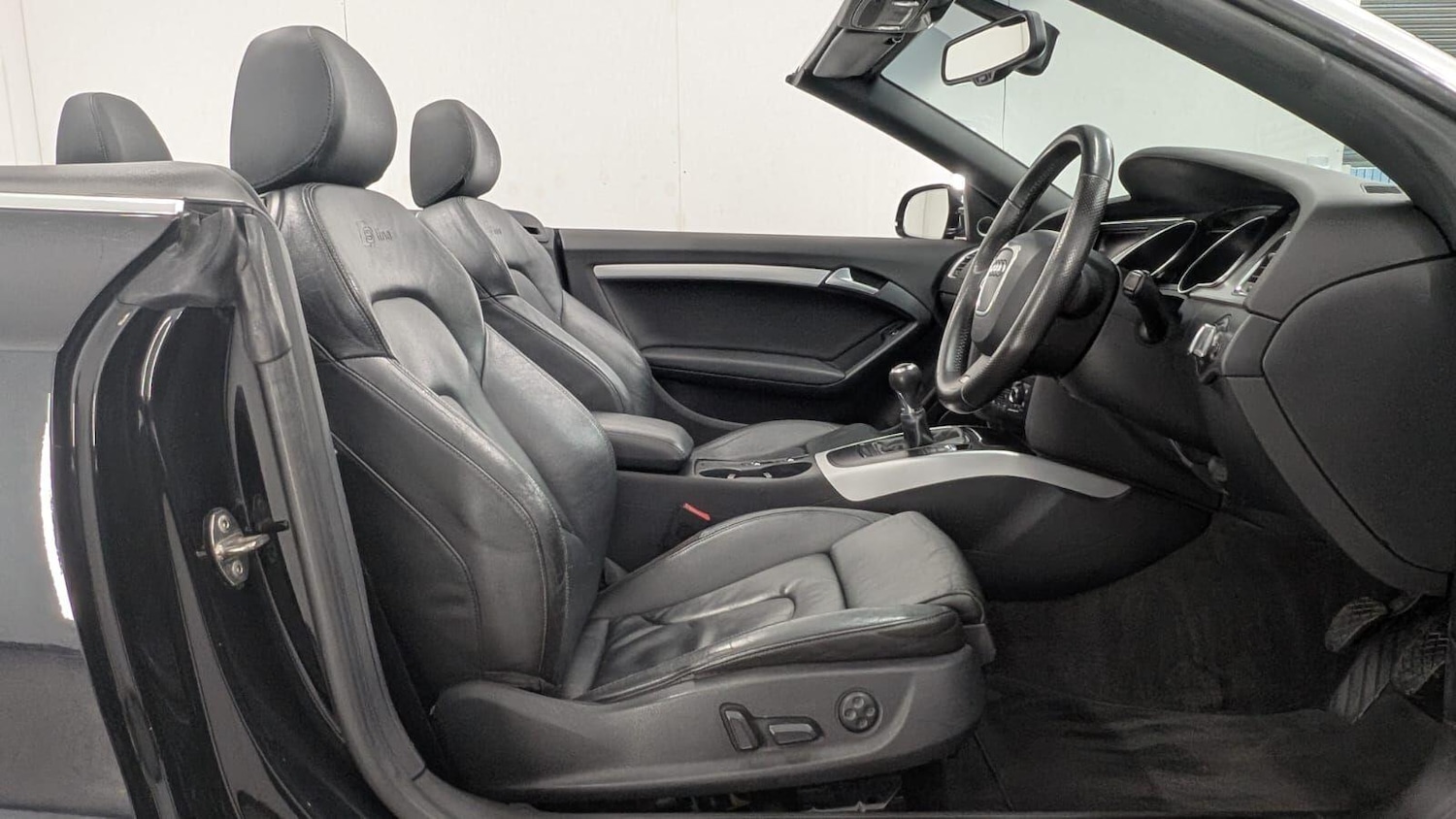 Used Audi A5 2010 for sale - 77695737: Photo 88