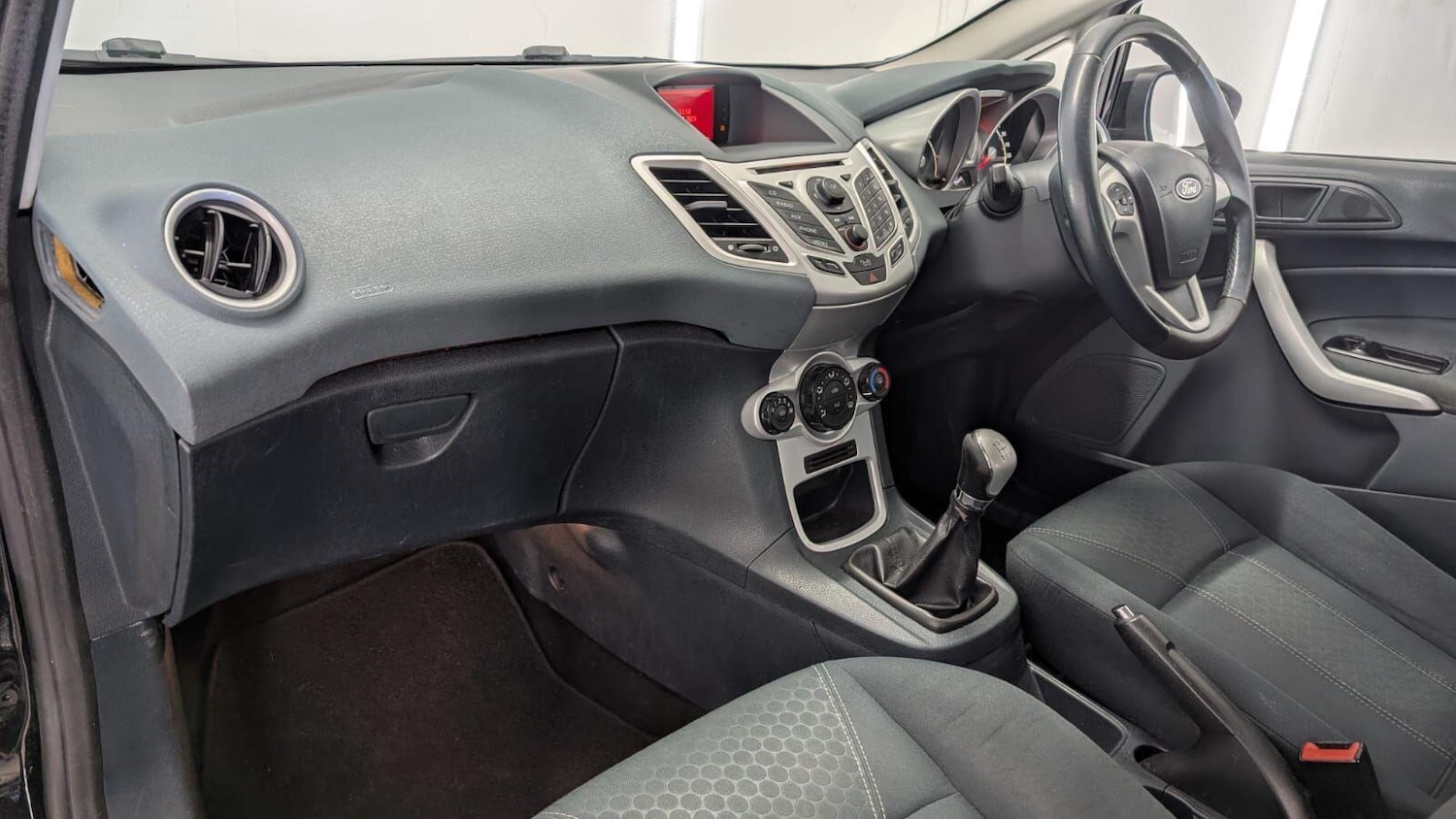 Used Ford Fiesta 2009 for sale - 78058454: Photo 27