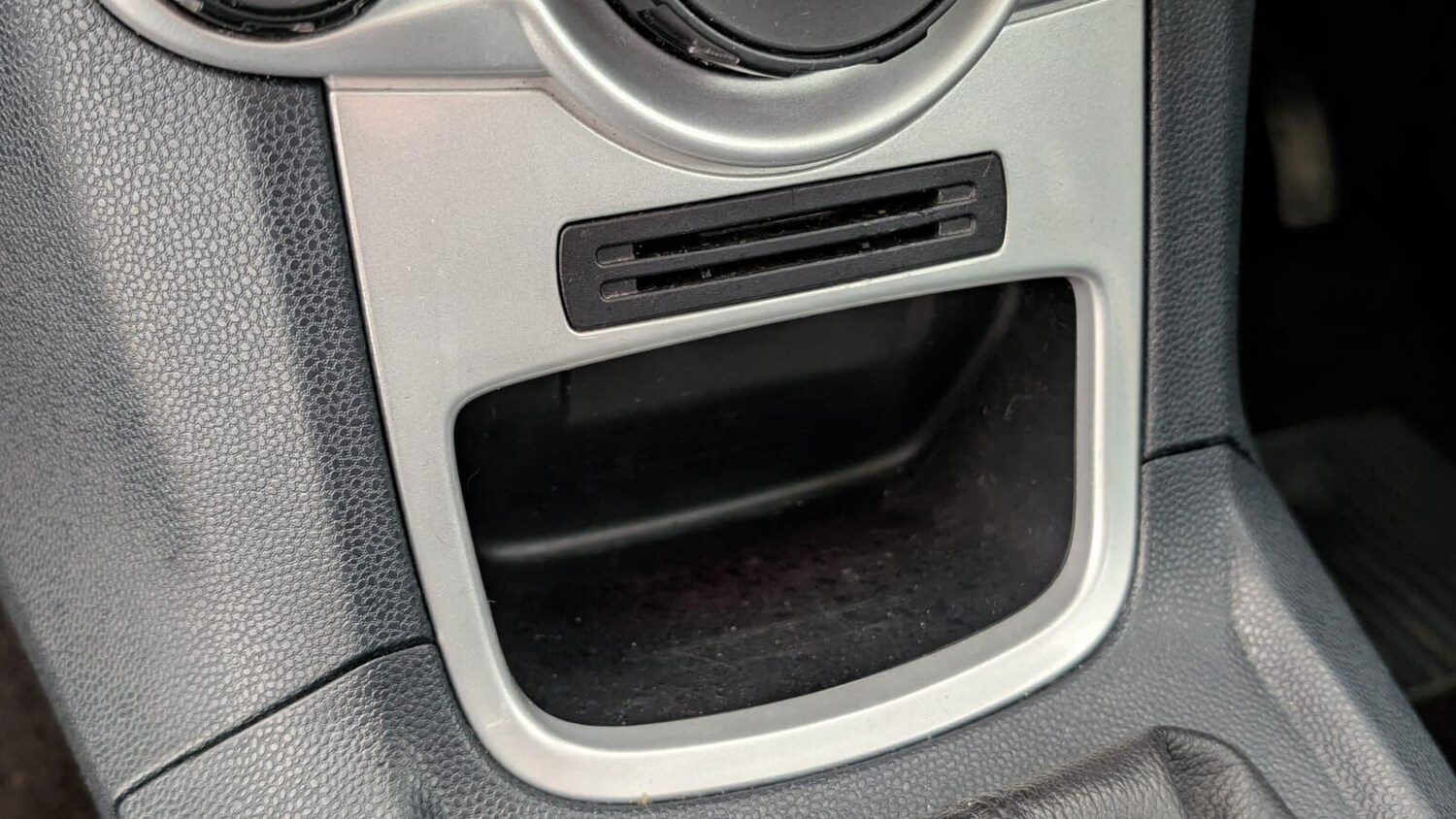 Used Ford Fiesta 2009 for sale - 78058454: Photo 38