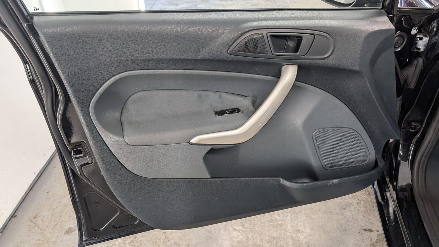 Used Ford Fiesta 2009 for sale - 78058454: Photo 49