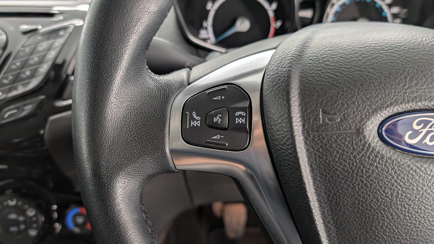 Used Ford Fiesta 2015 for sale - 77439672: Photo 52