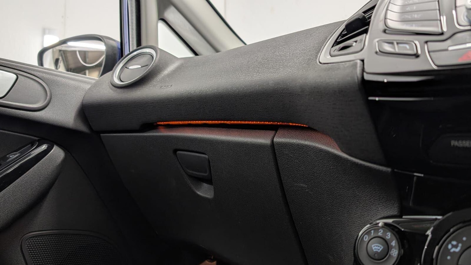 Used Ford Fiesta 2015 for sale - 77439672: Photo 65