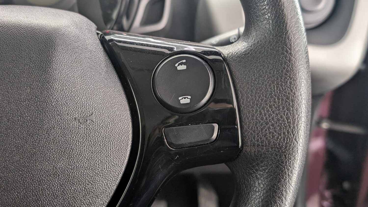 Used Peugeot 108 2015 for sale - 77238561: Photo 32