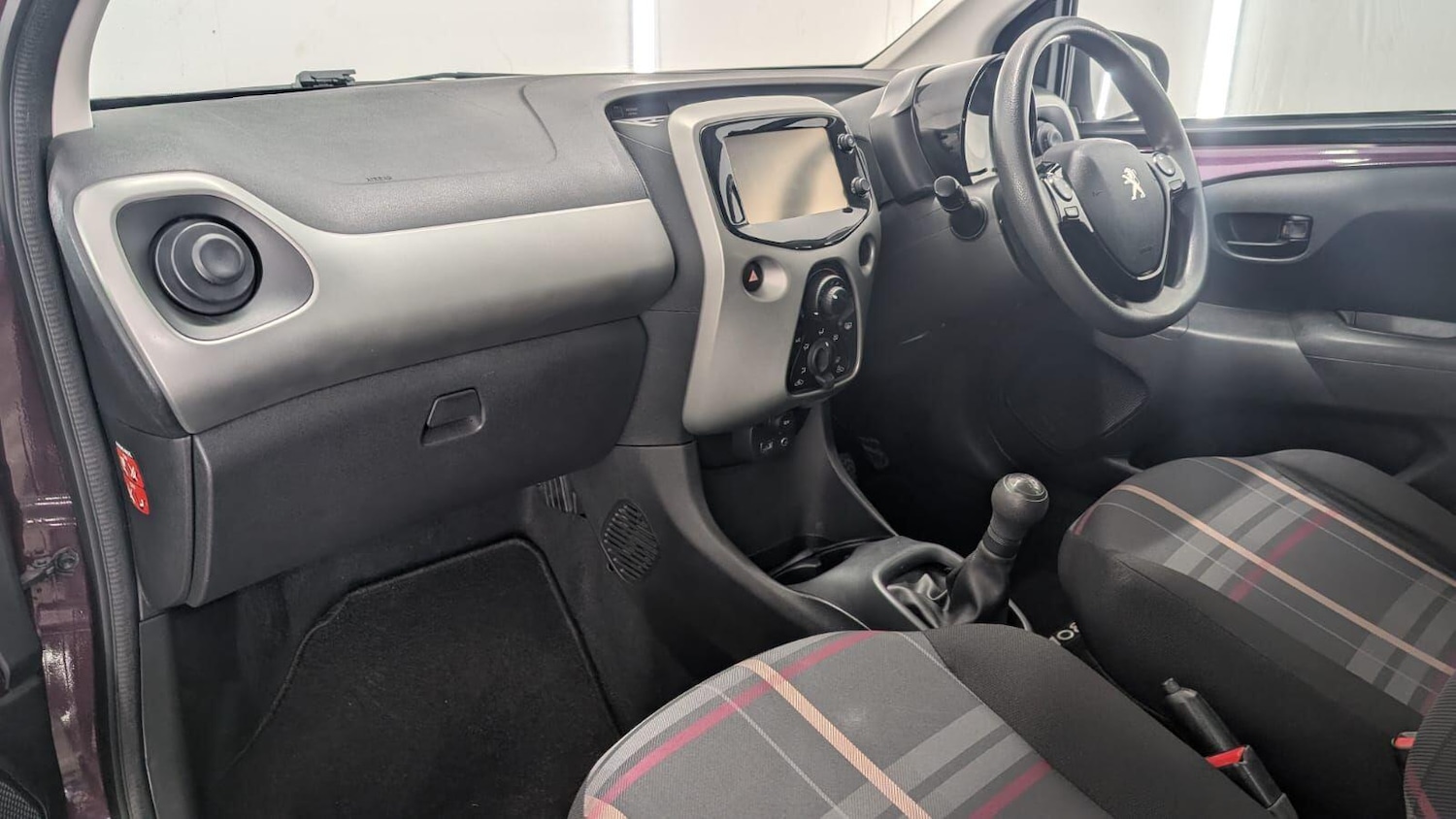 Used Peugeot 108 2015 for sale - 77238561: Photo 46