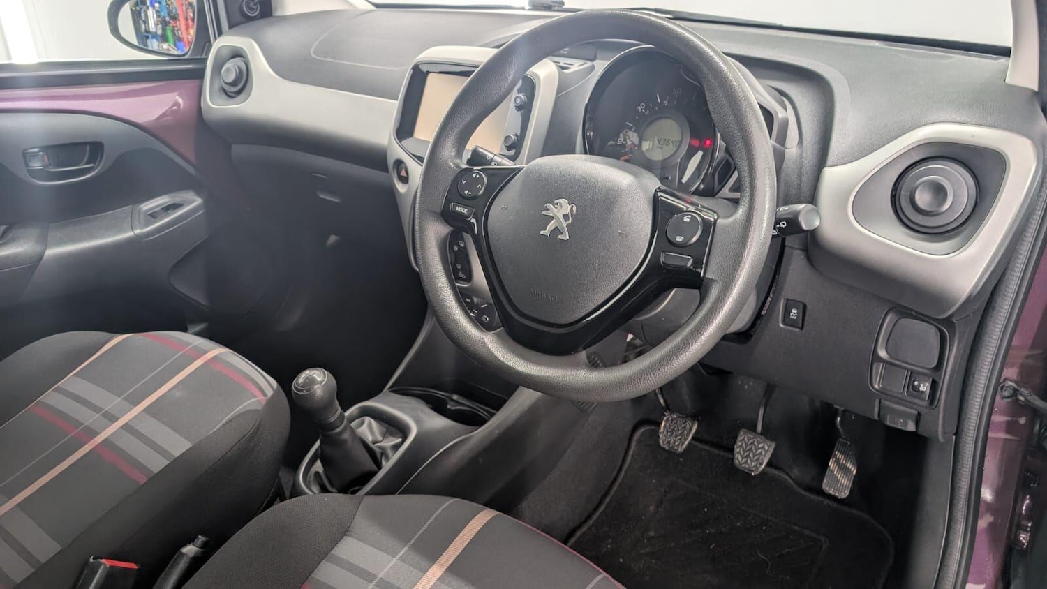 Used Peugeot 108 2015 for sale - 77238561: Photo 55