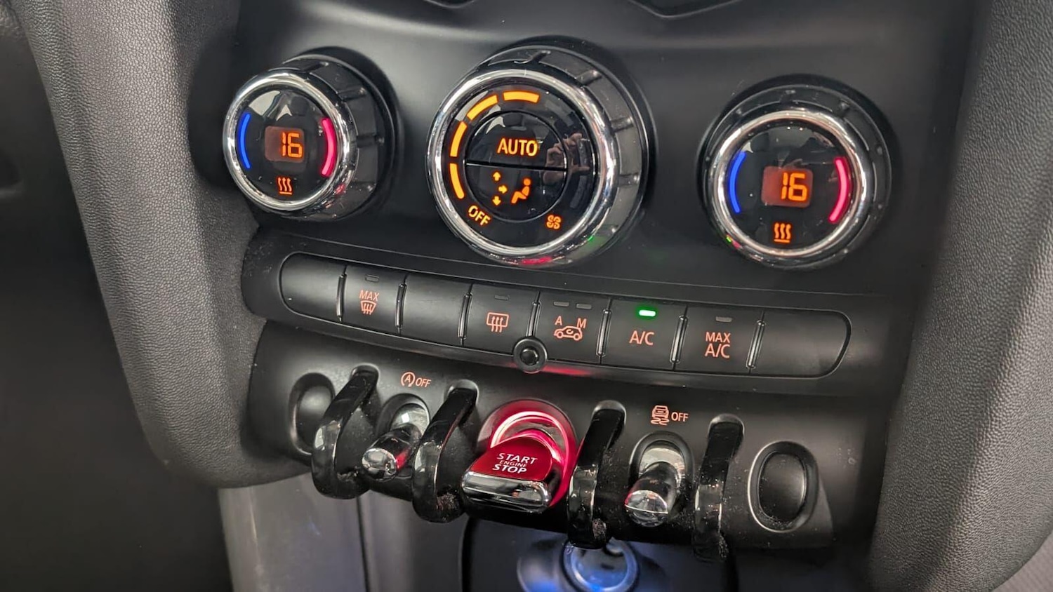 Used MINI Hatch 2016 for sale - 77598132: Photo 48