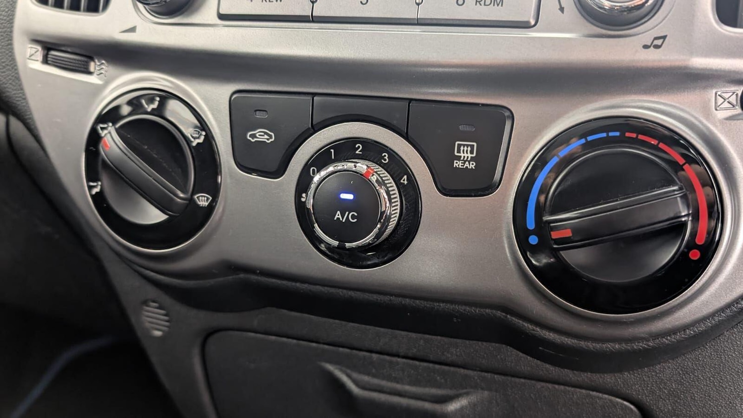 Used Hyundai i20 2014 for sale - 76913587: Photo 41