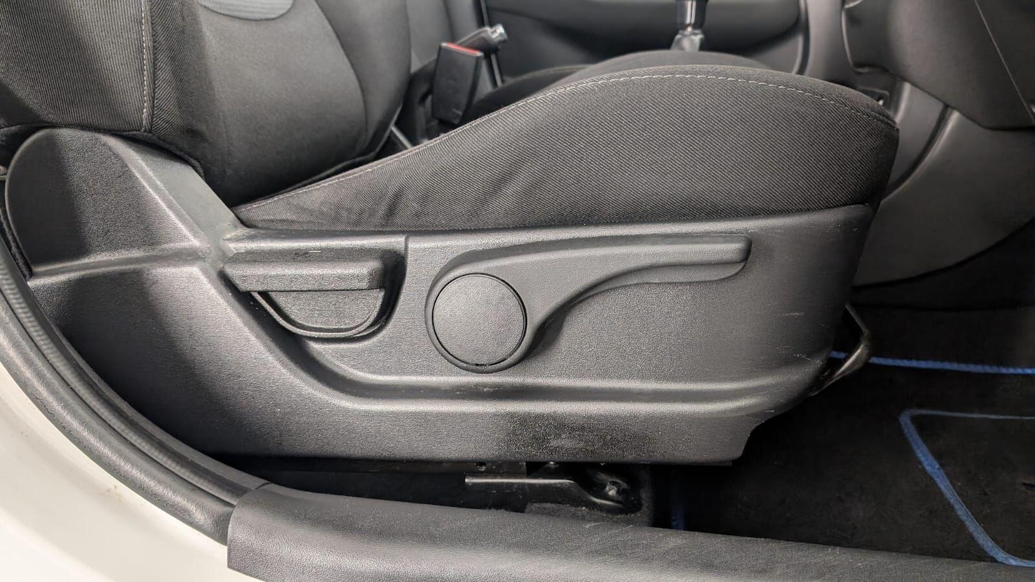 Used Hyundai i20 2014 for sale - 76913587: Photo 52