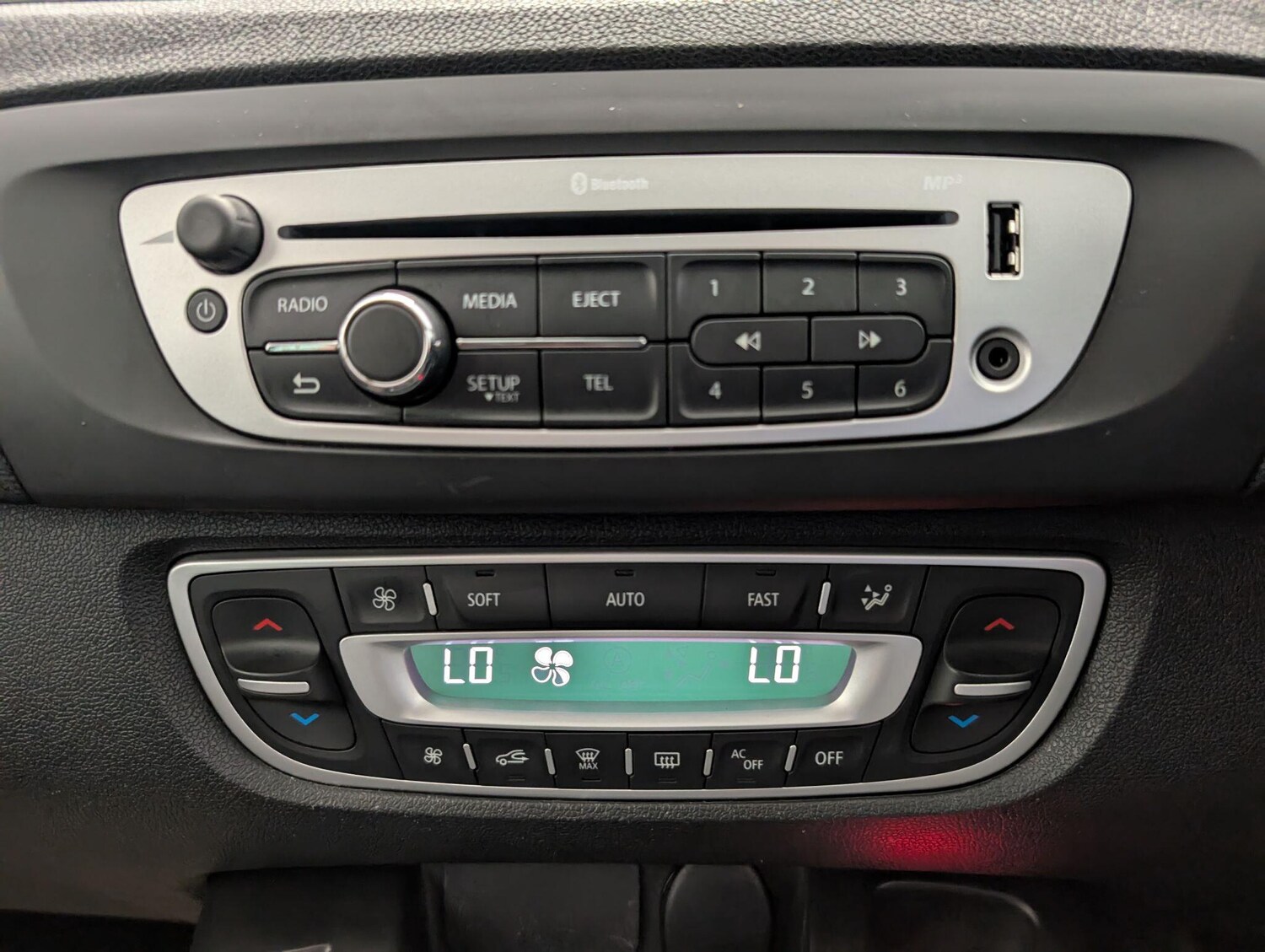 Used Renault Scenic 2015 for sale - 75940814: Photo 38