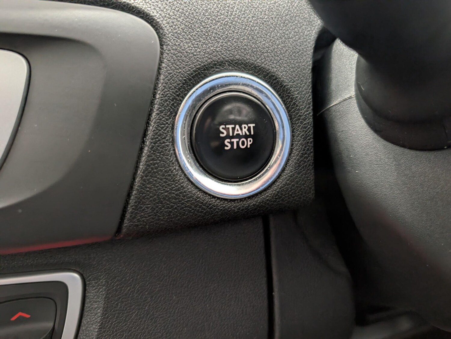 Used Renault Scenic 2015 for sale - 75940814: Photo 44