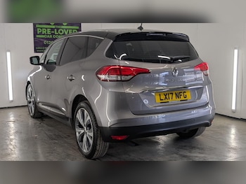 Used Renault Scenic 2017 for sale - 79304198: Photo